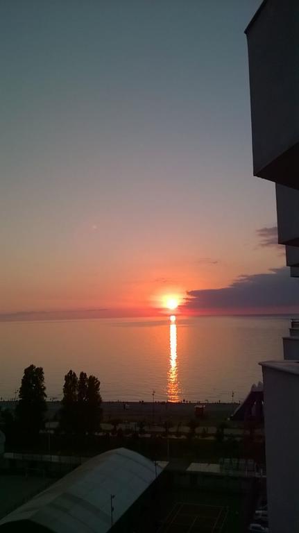 Apartments In Batumi With Sea View Экстерьер фото