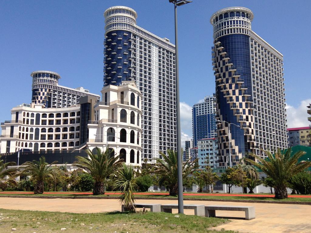 Apartments In Batumi With Sea View Экстерьер фото